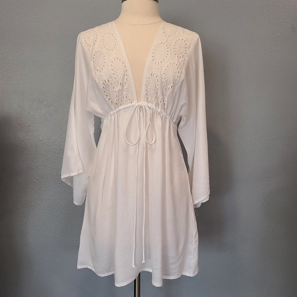 Raviya White Bell Sleeve V neck Swim Cover up, L